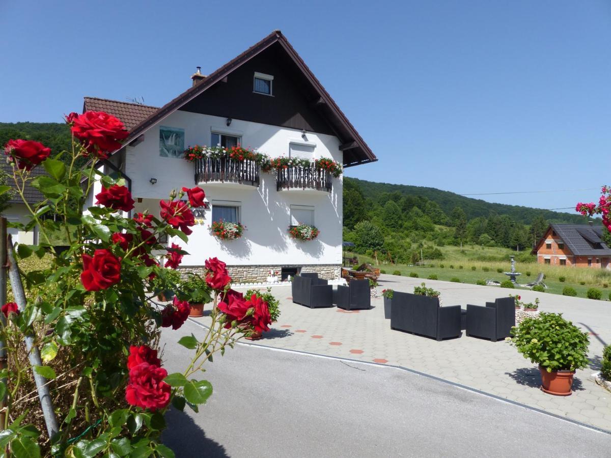 Hotel House Pox à Plitvička Jezera Extérieur photo