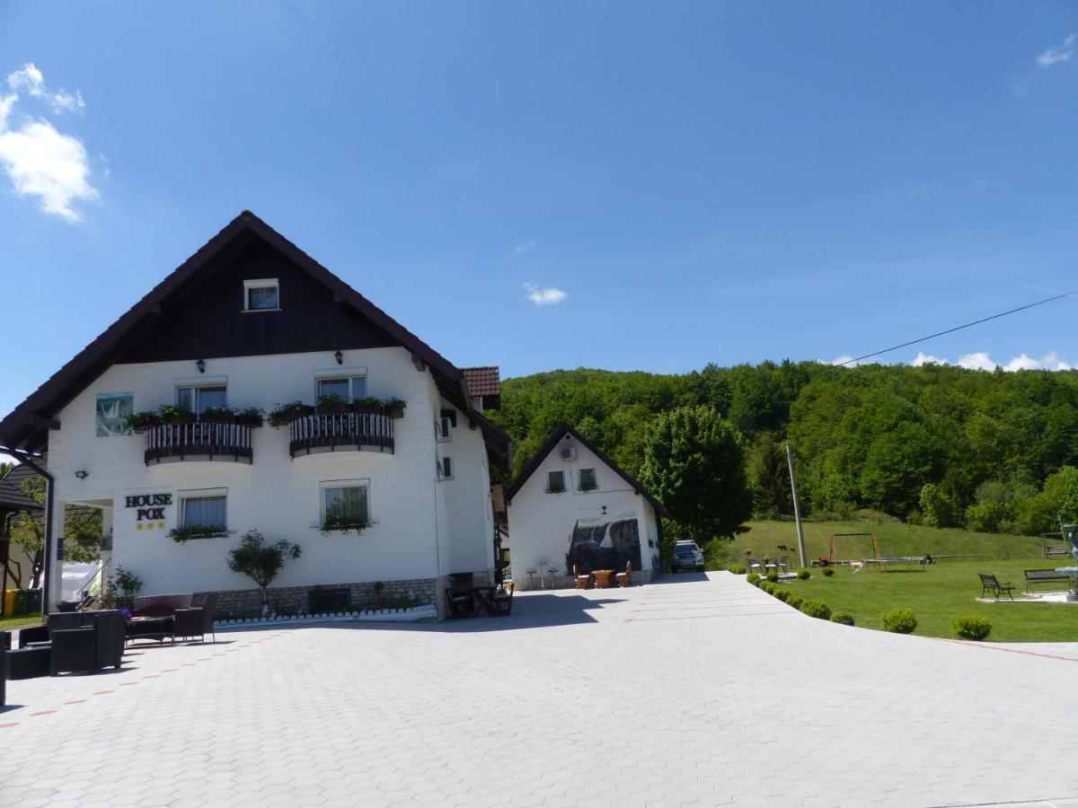 Hotel House Pox à Plitvička Jezera Extérieur photo